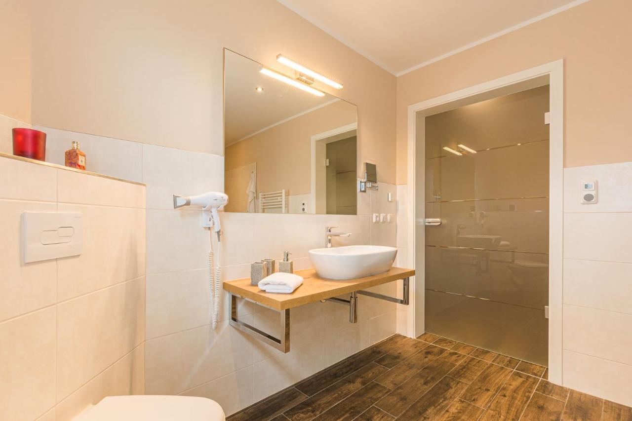 Villa Lifestyle _ Vip_Lounge_Suite Goehren-Lebbin Luaran gambar